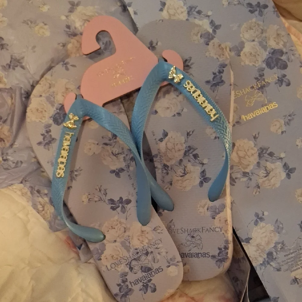 LoveShackFancy x Havaianas Flip Flops NWT - Picture 1 of 7